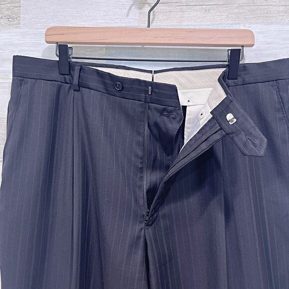 Ing Loro Piana Italy Wool Striped Suit Black Stripe Daniel Cremieux Mens 44S 37W - Picture 10 of 13